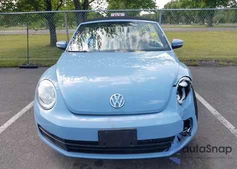 2013 Volkswagen Beetle 2.5L from USA, damaged, VIN 3VW5P7AT3DM831723